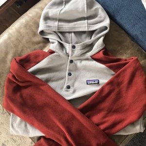 Patagonia fleece pullover